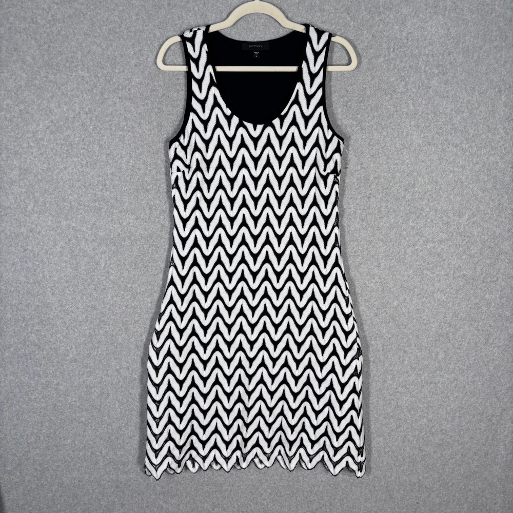 Karen Kane Crochet Dress Large Dress Chevron Knit Scalloped Abstract Artsy USA